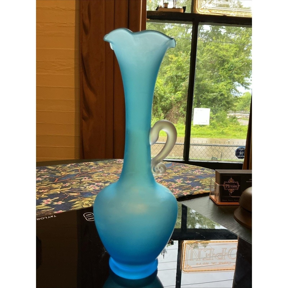 Vintage Peacock Blue Satin Glass 8 Inch High Bud Vase‎ With Frosted Handle